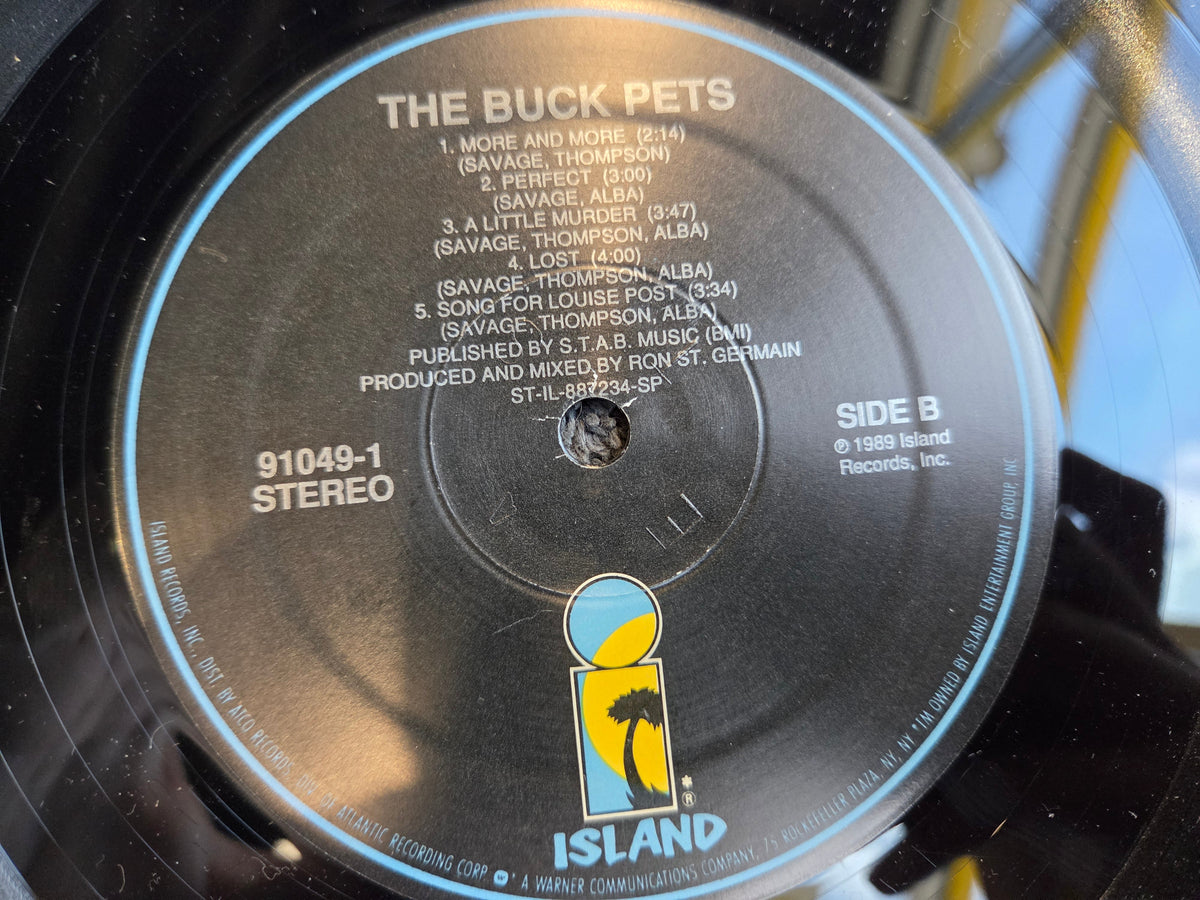 BUCK PETS S/T