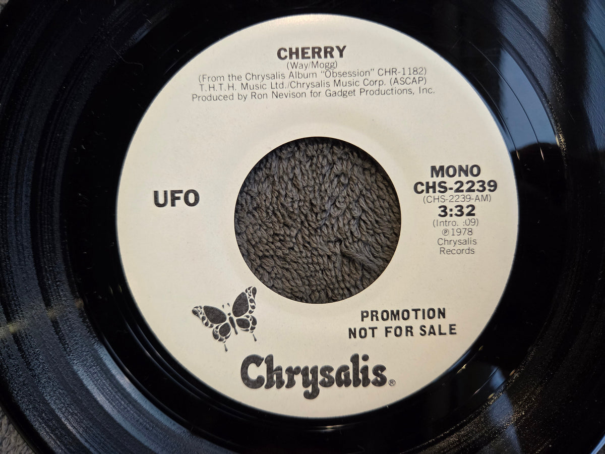 UFO CHERRY PS MONO WLP 7"