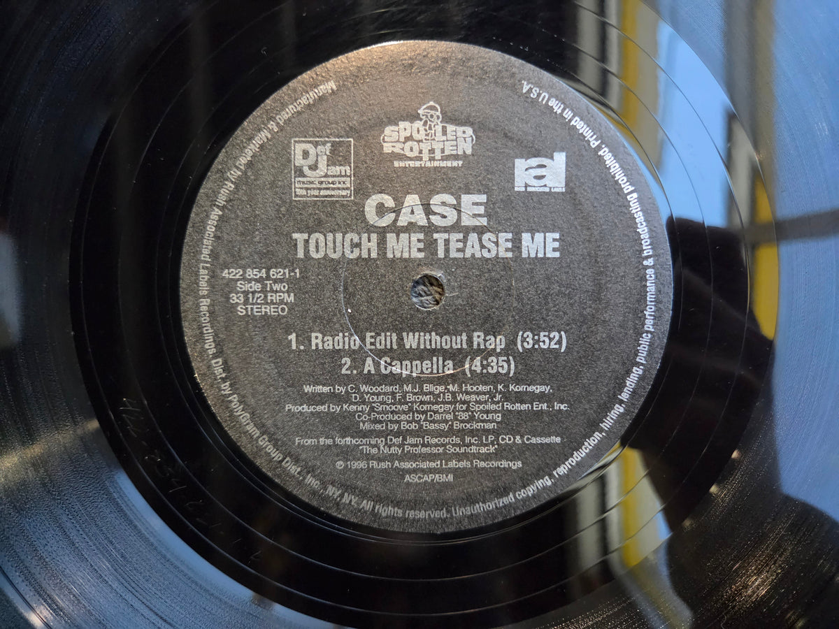 CASE TOUCH ME TEASE ME 12"