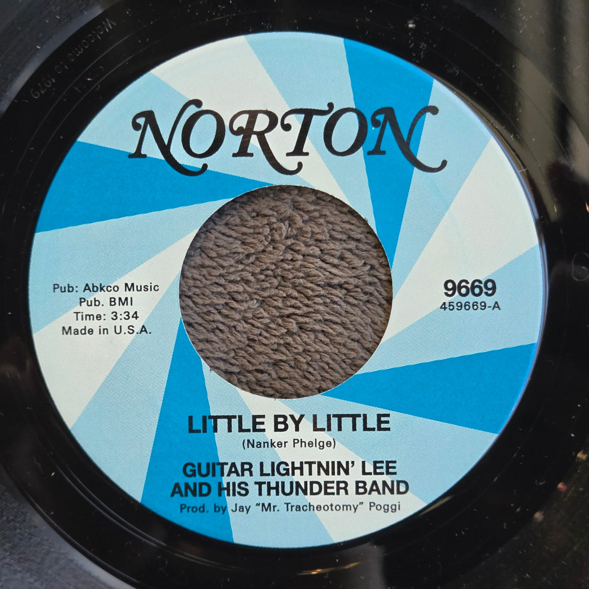 GUITAR LIGHTNIN LEE LITTLE BY LITTLE 7"