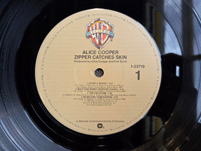 ALICE COOPER ZIPPER CATCHES SKIN