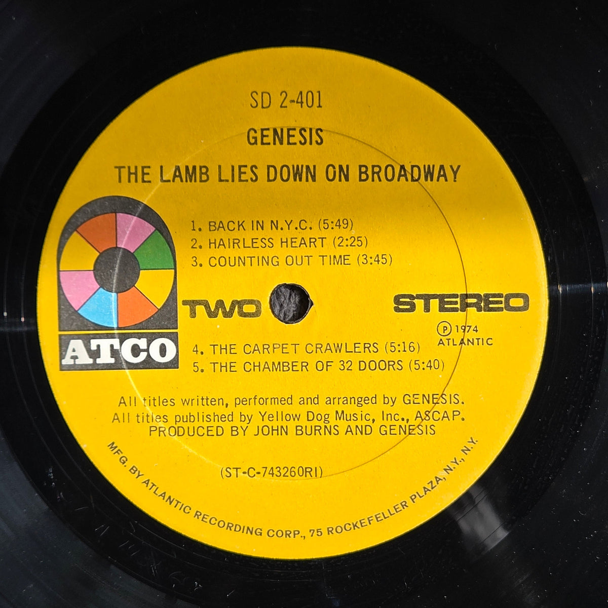 GENESIS THE LAMB LIES DOWN ON BROADWAY