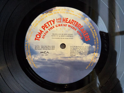 TOM PETTY INTO THE GREAT WIDE OPEN