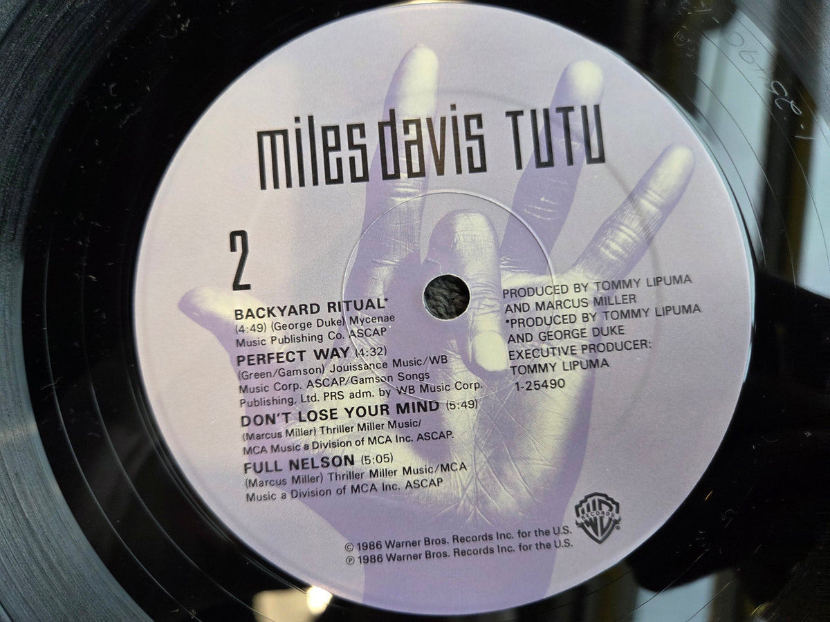 MILES DAVIS TUTU