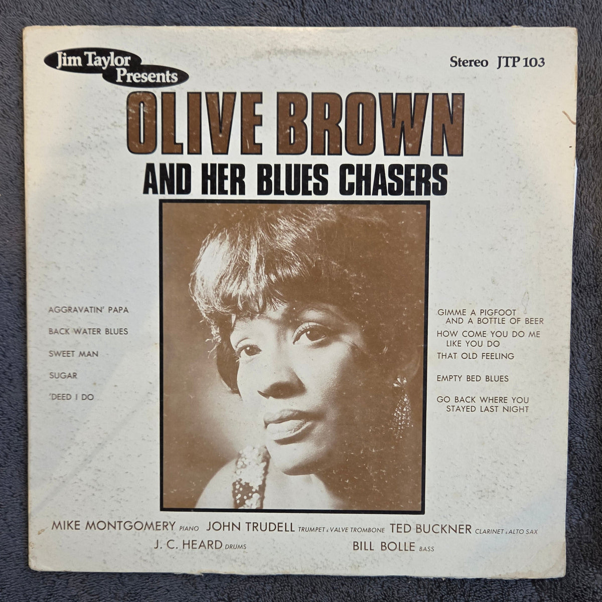 OLIVE BROWN AND HER BLUES CHASERS