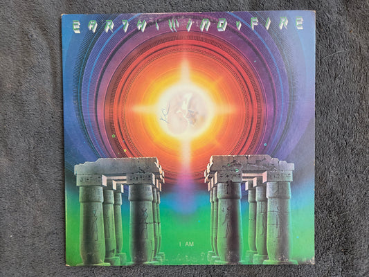 EARTH WIND & FIRE I AM