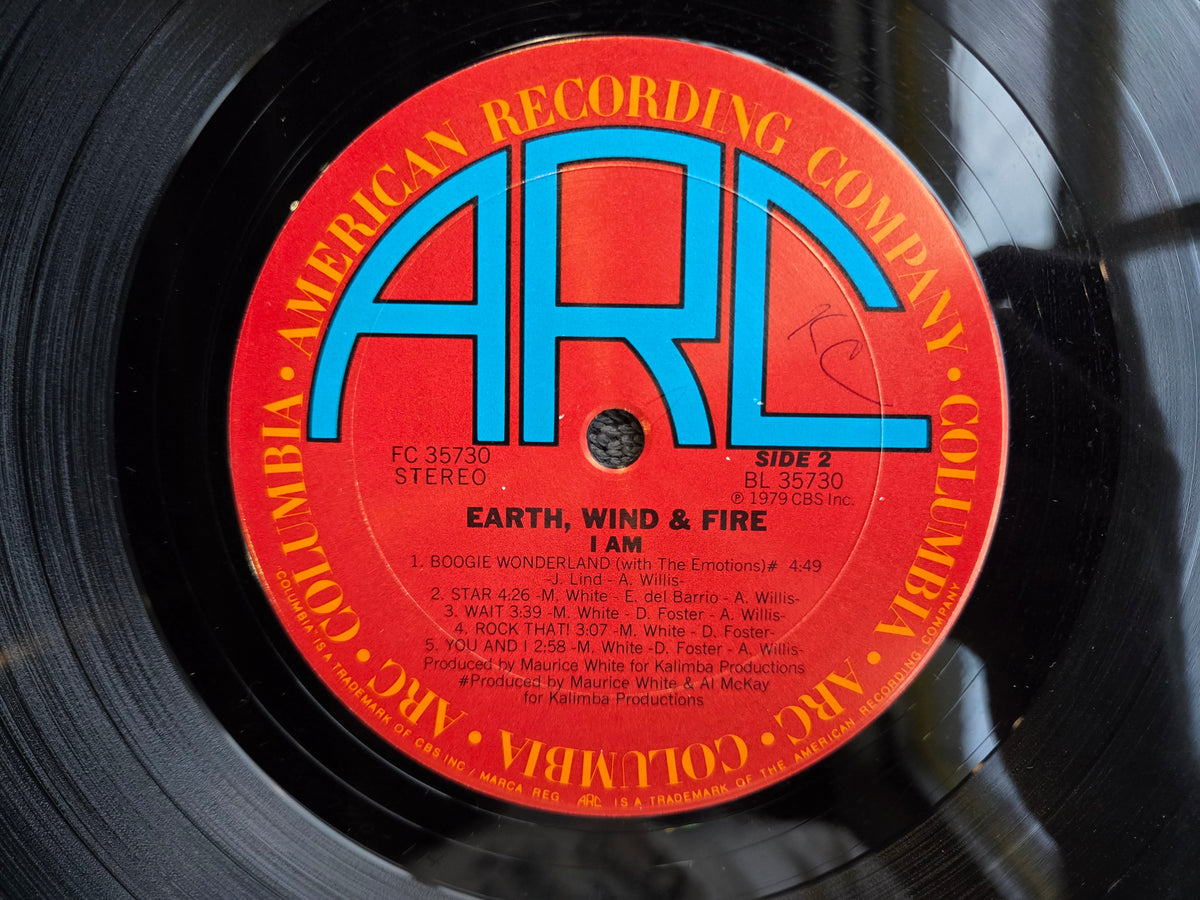 EARTH WIND & FIRE I AM