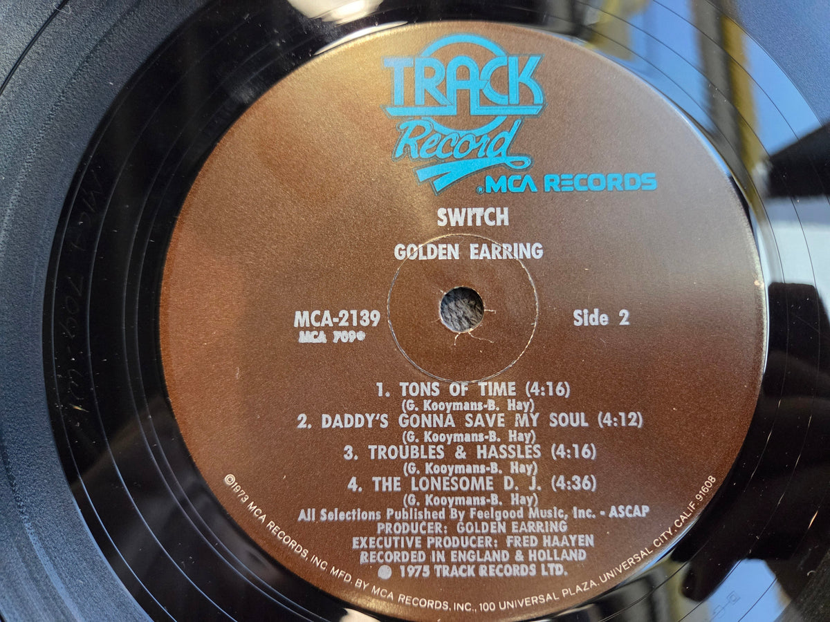 GOLDEN EARRING SWITCH