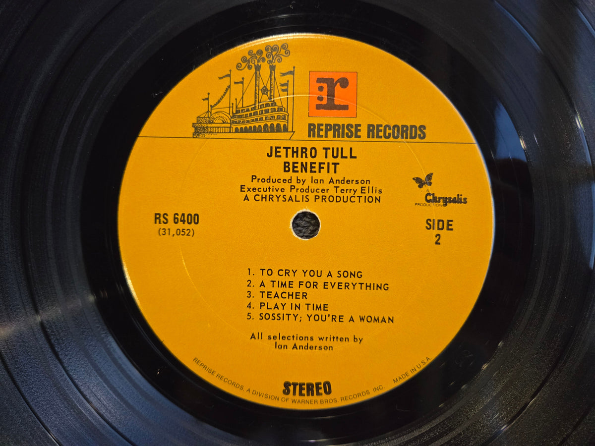 JETHRO TULL BENEFIT