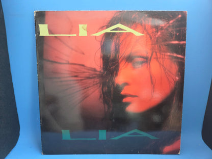 LIA S/T