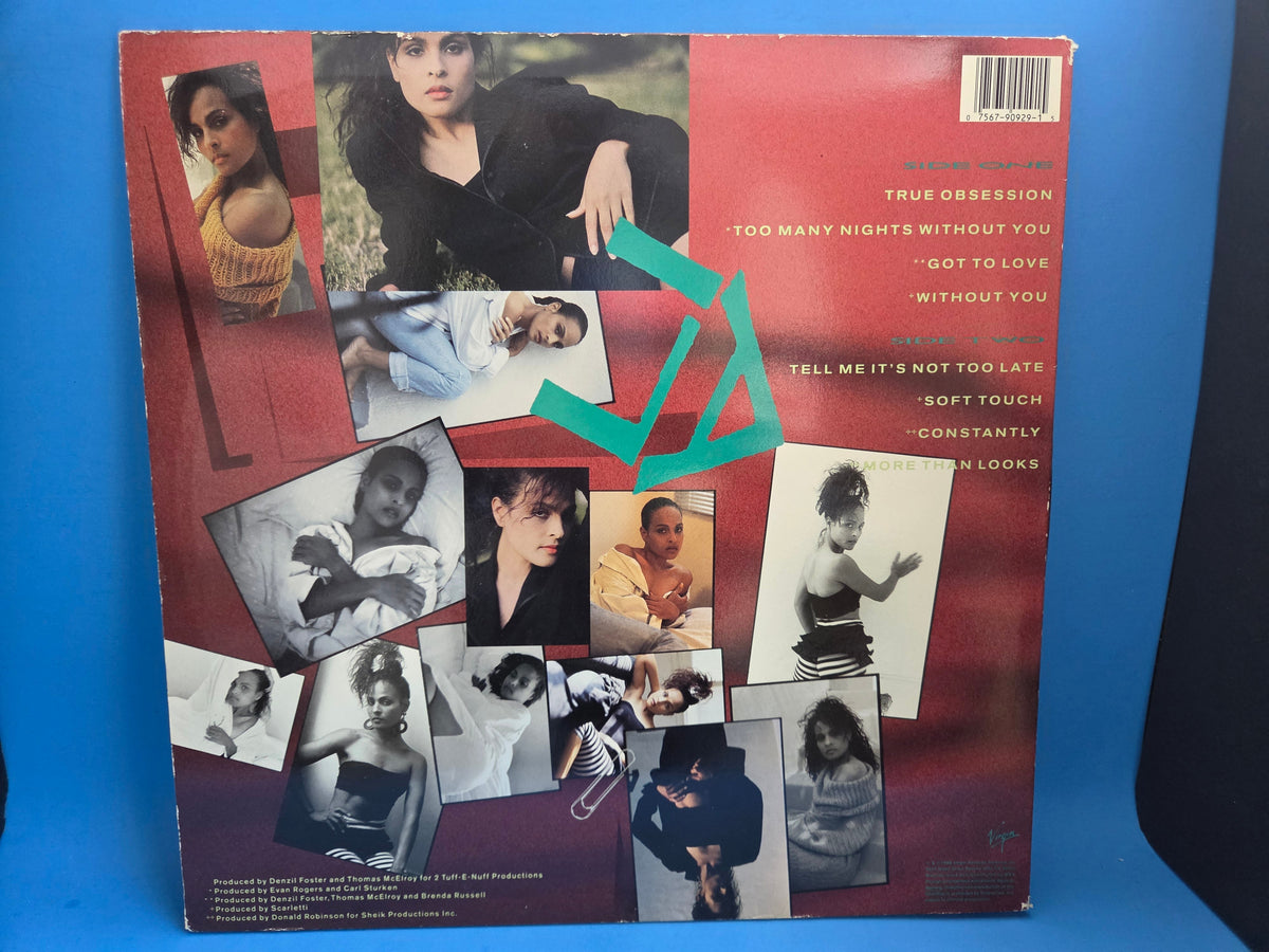 LIA S/T