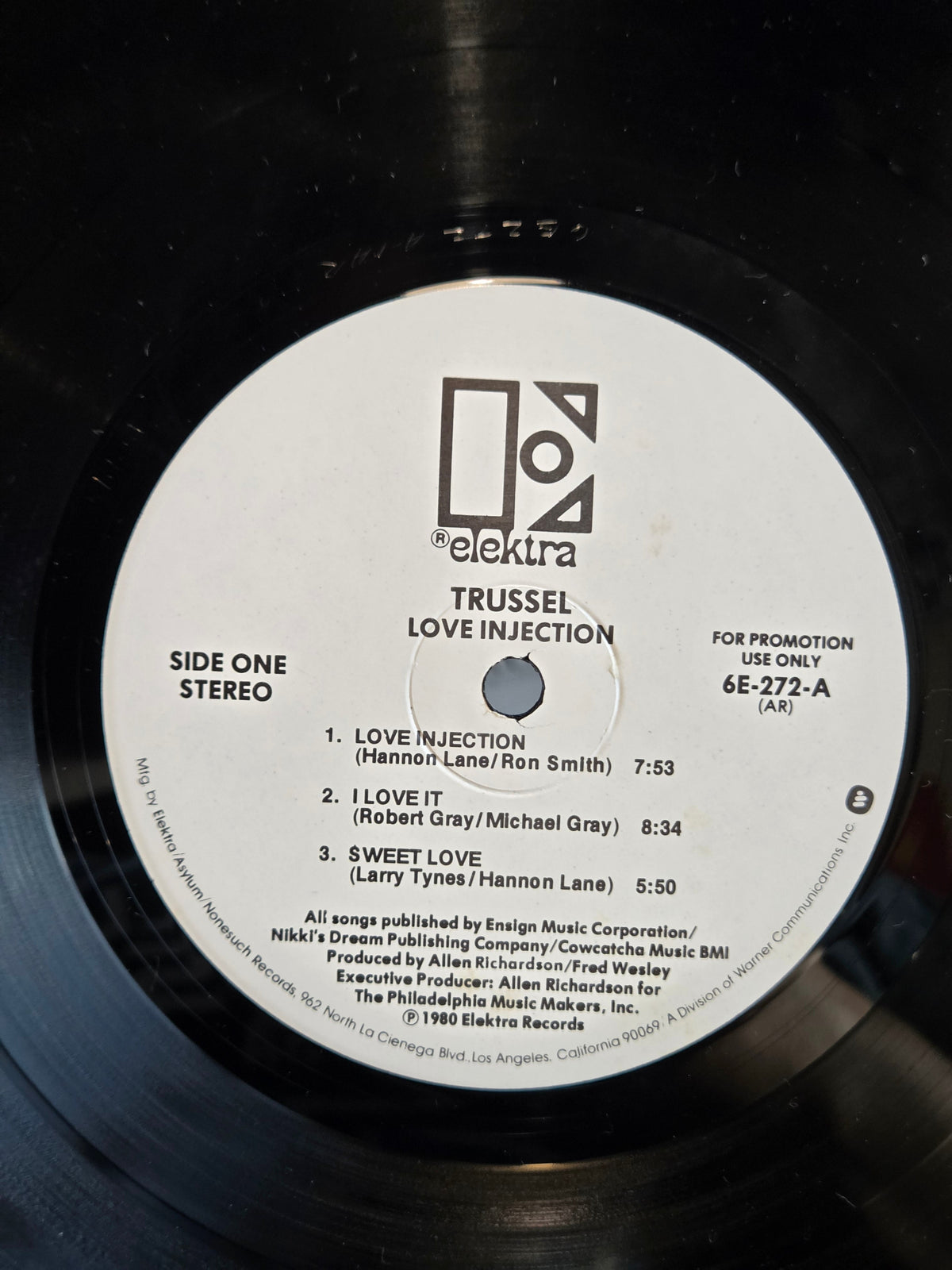 TRUSSEL LOVE INJECTION WLP