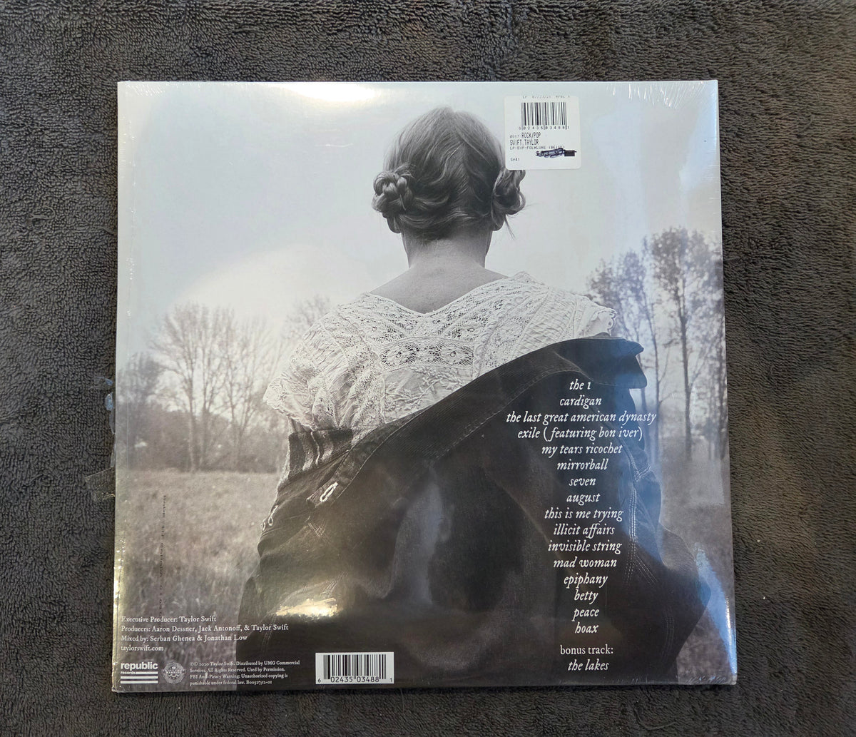 TAYLOR SWIFT FOLKLORE NEW