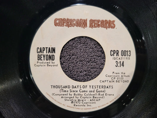 CAPTAIN BEYOND  THOUSAND DAYS OF YESTERDAYS AS THE MOON SPEAKS DEEP PURPLE
