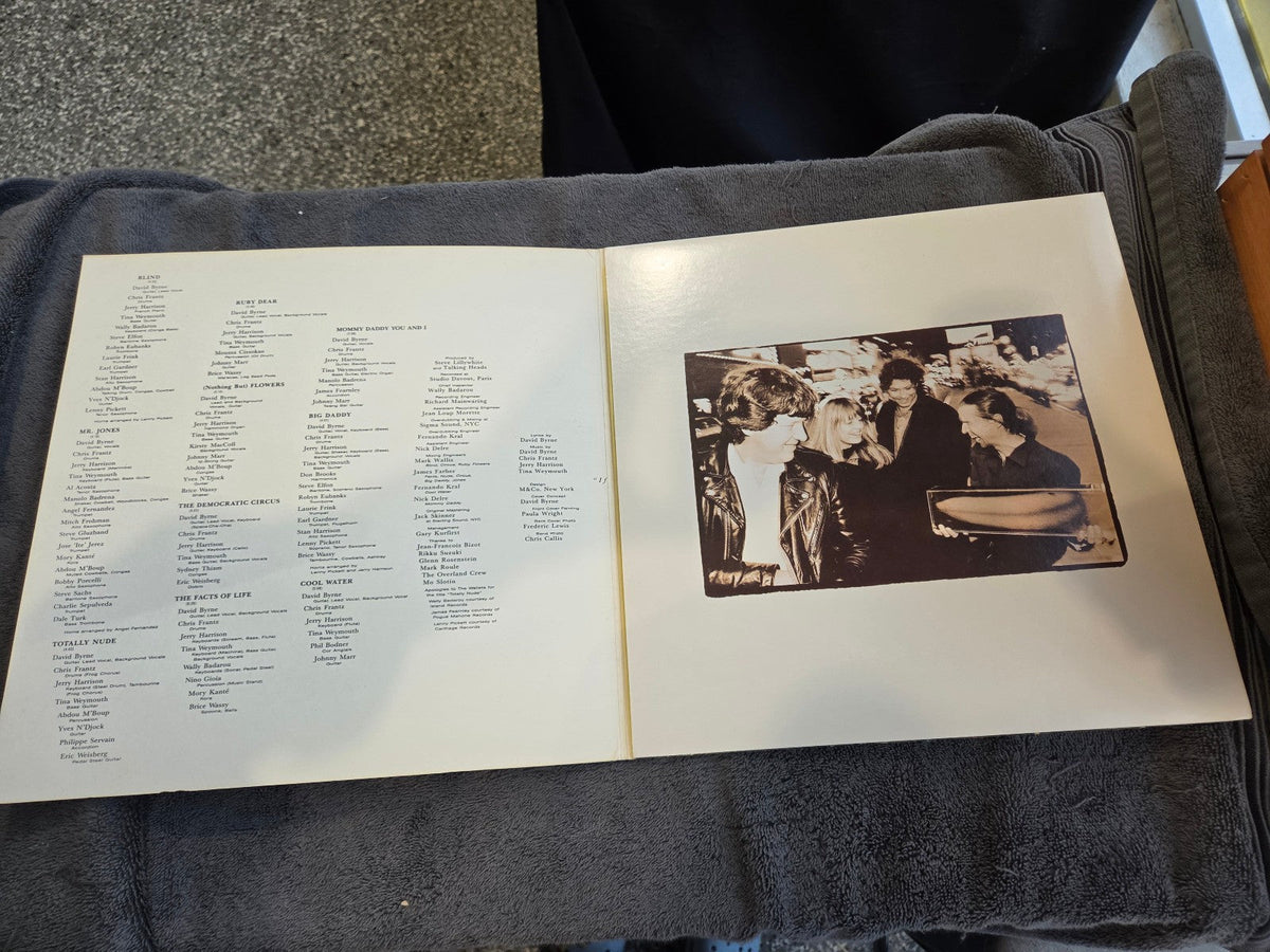TALKING HEADS NAKED GATEFOLD W/ INNER SLEEVE DAVID BYRNE TALKING HEADS