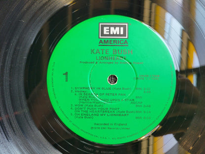 KATE BUSH LIONHEART FIRST PRESSING GREEN EMI LABEL GATEFOLD