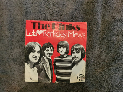 KINKS LOLA BERKELY MEWS PS GER IMP 7"