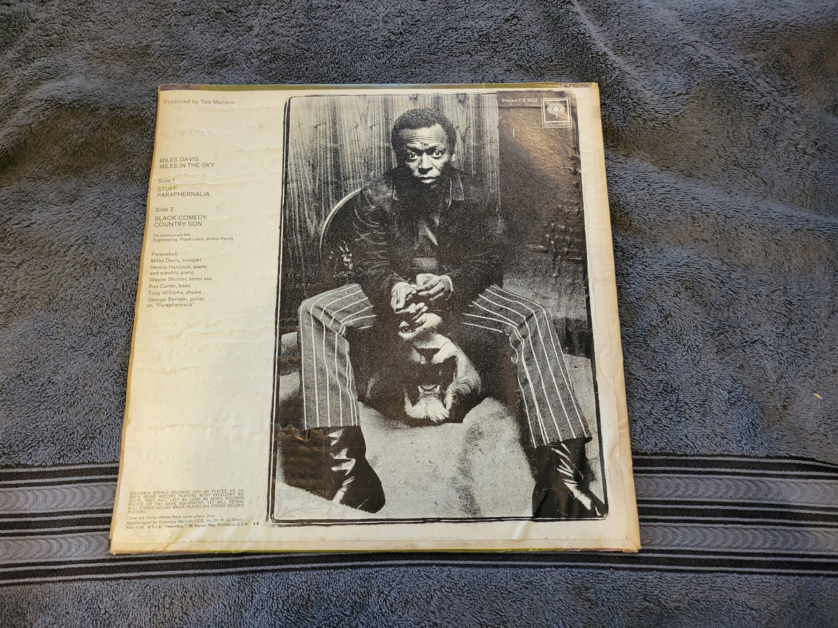 MILES DAVIS MILES IN THE SKY