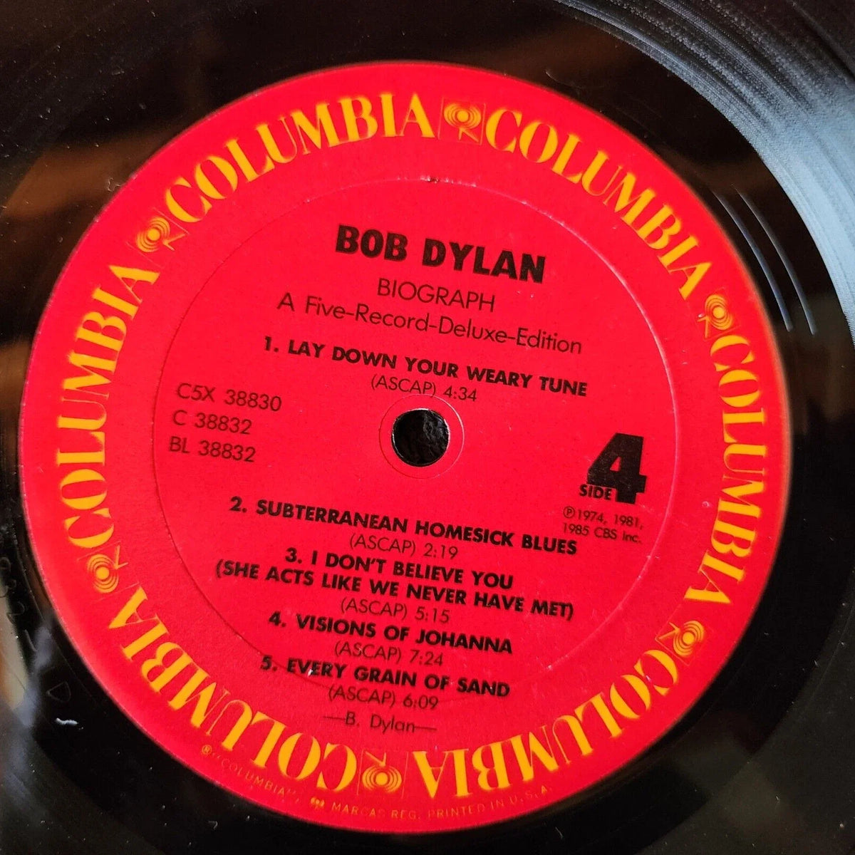 BOB DYLAN BIOGRAPH BOX SET W/ BOOKLET